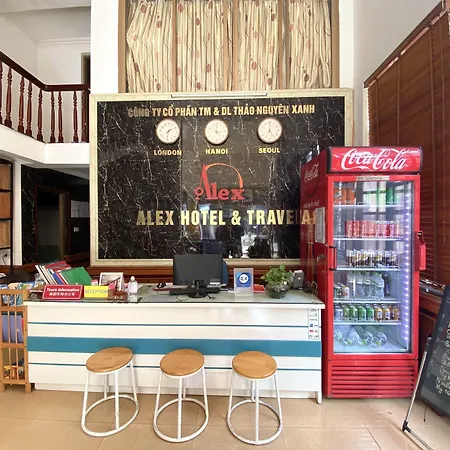Alex Ha Long Hotel and Hostel