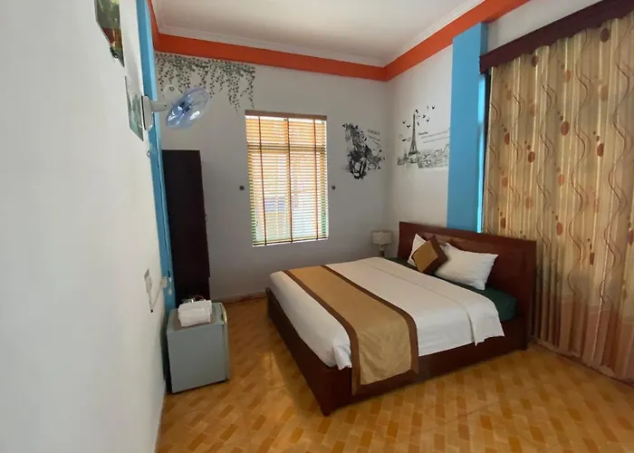 Hotel Alex 2*