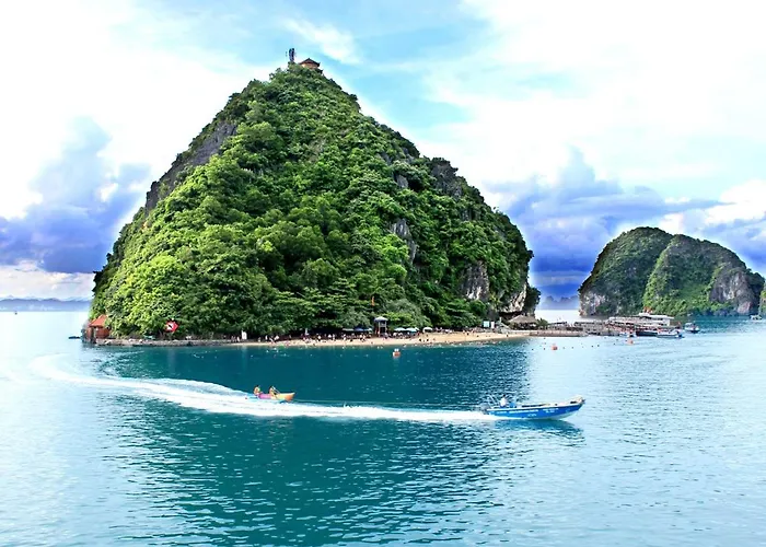 Alex 2* Ha Long